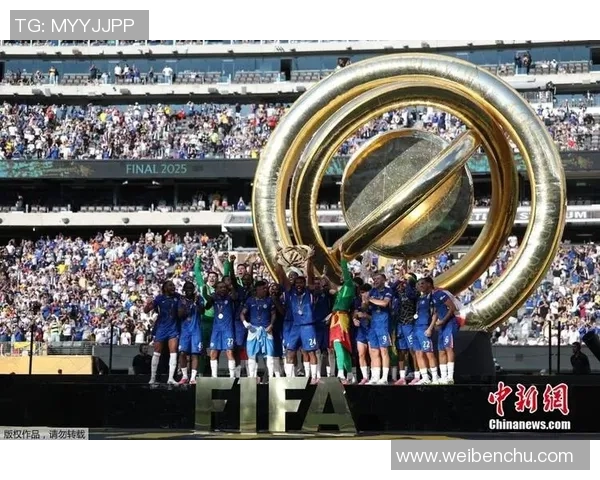 欧联杯精彩对决拜仁慕尼黑3-0战胜巴黎圣日耳曼帽子戏法引爆全场